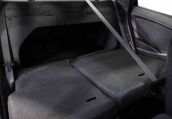 Подержанный автомобиль Hyundai Solaris Sedan 2016 года (19 фото)