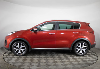 Подержанный автомобиль Kia Sportage 2016 года (8 фото)