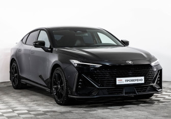 Подержанный автомобиль Changan UNI-V 2023 года (4 фото)