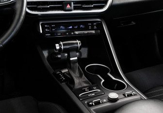 Подержанный автомобиль Kia K5 2020 года (12 фото)