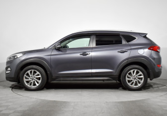 Подержанный автомобиль Hyundai Tucson 2017 года (8 фото)