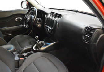 Подержанный автомобиль Kia Soul 2018 года (12 фото)