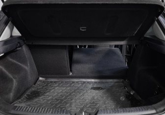 Подержанный автомобиль Kia Ceed Hatchback 2014 года (22 фото)