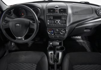 Подержанный автомобиль LADA (ВАЗ) Granta Sedan 2019 года (15 фото)