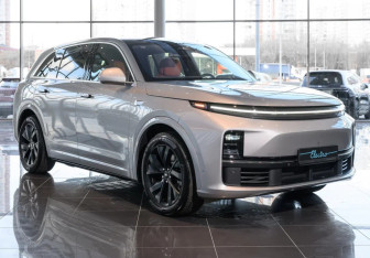 Новый LiXiang L7 2025 (3 фото)