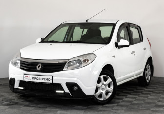 Подержанный автомобиль Renault Sandero 2013 года (1 фото)