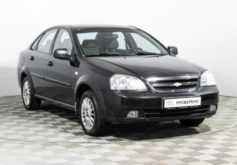 Подержанный автомобиль Chevrolet Lacetti Sedan 2010 года (3 фото)