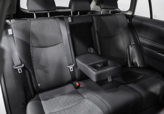 Подержанный автомобиль Toyota RAV4 2022 года (21 фото)