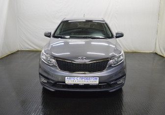 Подержанный автомобиль Kia Rio Hatchback 2016 года (2 фото)