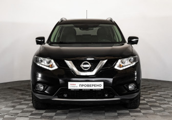 Подержанный автомобиль Nissan X-Trail 2015 года (2 фото)