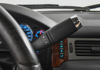 Подержанный автомобиль Chevrolet Tahoe 2013 года (20 фото)