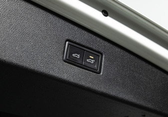 Подержанный автомобиль Volkswagen Tiguan 2016 года (20 фото)