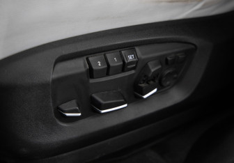 Подержанный автомобиль BMW X5 M 2017 года (29 фото)