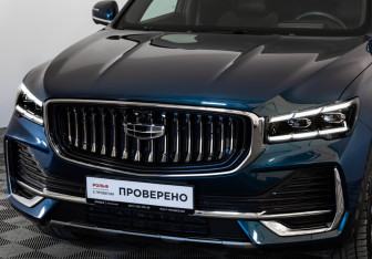 Подержанный автомобиль Geely Monjaro 2021 года (11 фото)