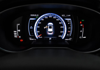 Подержанный автомобиль Geely Atlas 2019 года (19 фото)