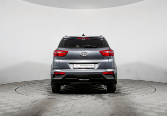 Подержанный автомобиль Hyundai Creta 2021 года (6 фото)