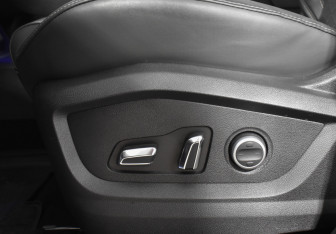 Подержанный автомобиль Chery Tiggo 8 2024 года (21 фото)