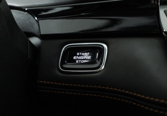 Подержанный автомобиль Changan UNI-K 2023 года (23 фото)