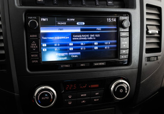 Подержанный автомобиль Mitsubishi Pajero 2014 года (16 фото)