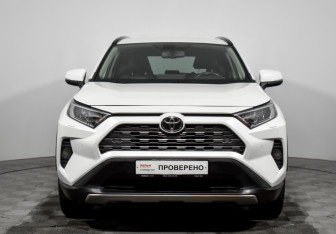 Подержанный автомобиль Toyota RAV4 2020 года (2 фото)