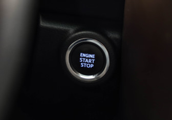 Подержанный автомобиль Toyota Fortuner 2017 года (25 фото)