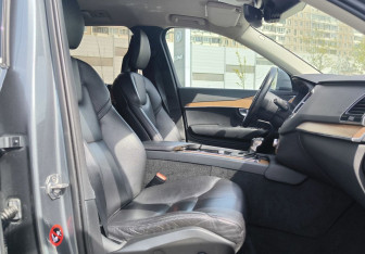 Подержанный автомобиль Volvo XC90 2018 года (21 фото)