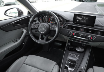 Подержанный автомобиль Audi A5 Coupe 2018 года (13 фото)