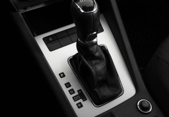 Подержанный автомобиль Skoda Octavia Liftback 2013 года (16 фото)