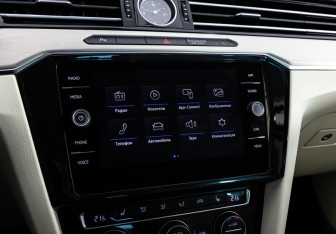Подержанный автомобиль Volkswagen Passat Wagon 2019 года (17 фото)