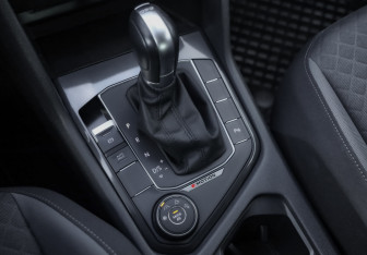 Подержанный автомобиль Volkswagen Tiguan 2018 года (18 фото)