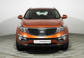 Подержанный автомобиль Kia Sportage 2013 года (2 фото)