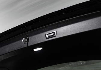 Подержанный автомобиль BMW X3 2020 года (22 фото)