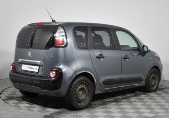 Подержанный автомобиль Citroen C3 Picasso 2009 года (5 фото)