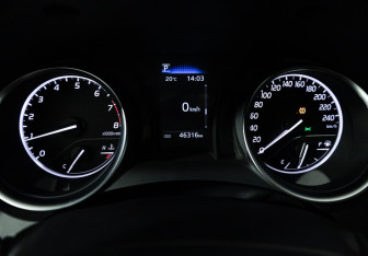 Подержанный автомобиль Toyota Camry Sedan 2021 года (12 фото)