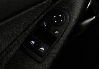 Подержанный автомобиль LADA (ВАЗ) Granta Wagon 2023 года (15 фото)