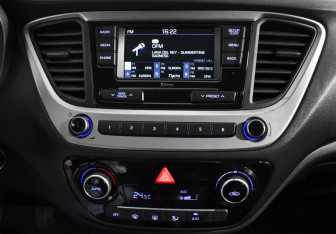 Подержанный автомобиль Hyundai Solaris Sedan 2018 года (14 фото)