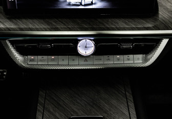 Подержанный автомобиль Tank 500 2023 года (20 фото)