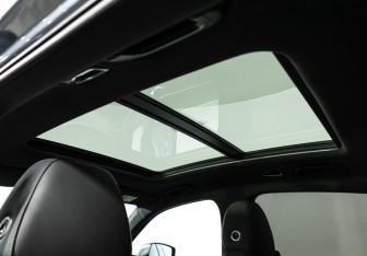 Подержанный автомобиль Geely Tugella 2023 года (25 фото)