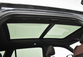 Подержанный автомобиль Geely Monjaro 2022 года (14 фото)