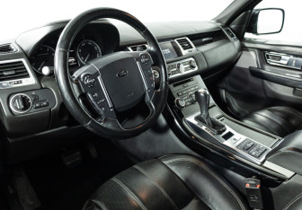 Подержанный автомобиль Land Rover Range Rover Sport 2012 года (11 фото)