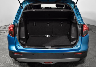 Подержанный автомобиль Suzuki Vitara 2016 года (19 фото)