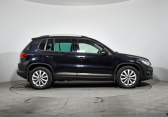 Подержанный автомобиль Volkswagen Tiguan 2016 года (4 фото)