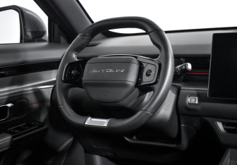 Подержанный автомобиль Jetour Dashing 2023 года (14 фото)