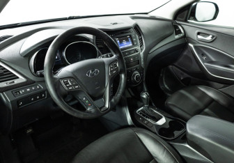 Подержанный автомобиль Hyundai Santa Fe 2016 года (11 фото)