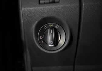 Подержанный автомобиль Volkswagen Amarok 2012 года (14 фото)