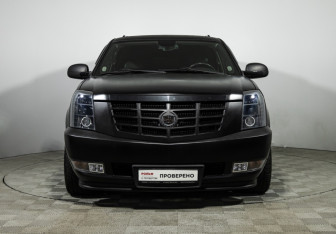 Подержанный автомобиль Cadillac Escalade Suv 2010 года (2 фото)