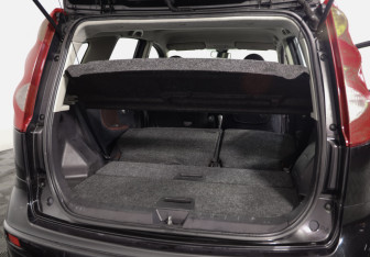 Подержанный автомобиль Nissan Note 2008 года (24 фото)