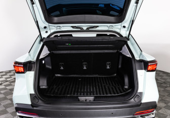 Подержанный автомобиль Omoda C5 2024 года (25 фото)