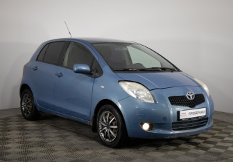 Подержанный автомобиль Toyota Yaris Hatchback 2007 года (3 фото)