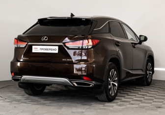 Подержанный автомобиль Lexus RX 2019 года (6 фото)